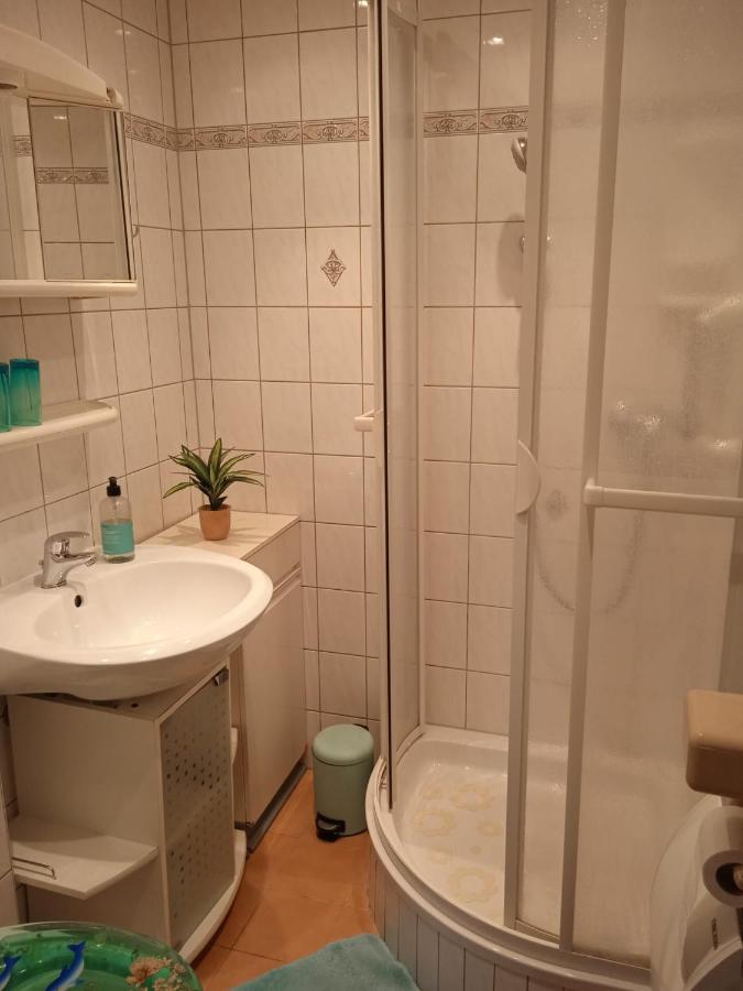 Vakantiehuis Friedeburg Warmenhuizen ภายนอก รูปภาพ